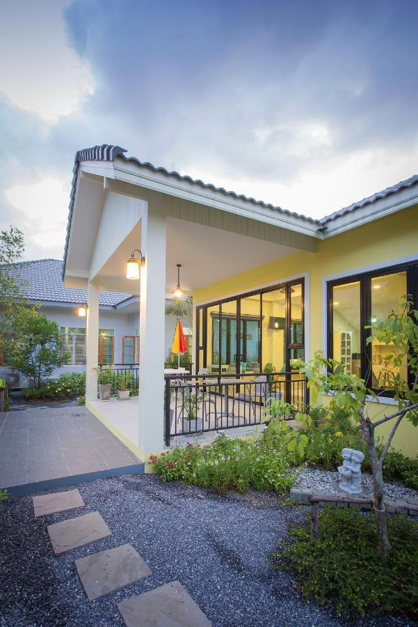 Baan Phurit Khaoyai Hotel Pak Chong Buitenkant foto